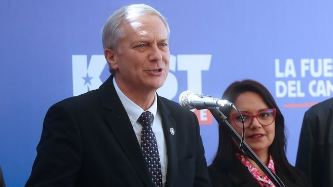 Kast insiste en dichos sobre Jaime Guzmán: 