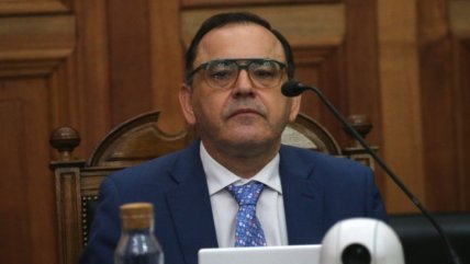 Cámara rechazó cuestión previa y avanza la acusación constitucional contra el ministro Ulloa