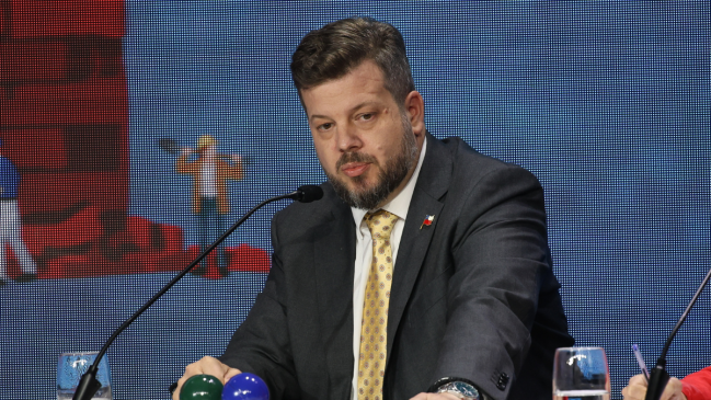 Críticas transversales contra Kaiser por dichos sobre el Plan Nacional de Búsqueda