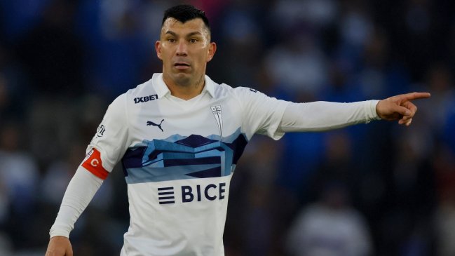 Revelan comprometedor chat de Gary Medel tras viaje con su pareja
