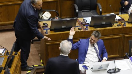  Espinoza se querelló contra Manouchehri por llamarlo 