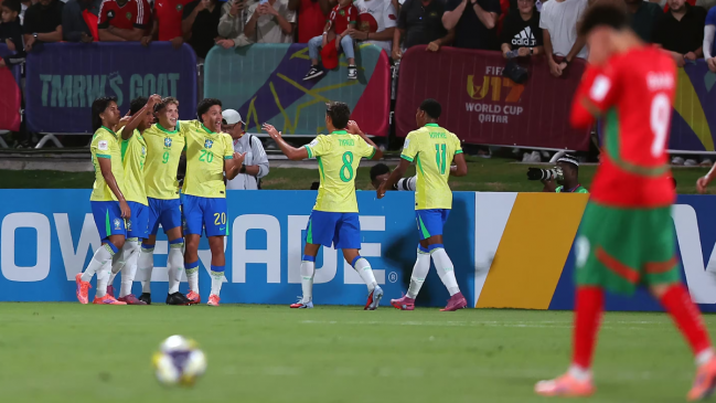 Brasil clasificó con dramatismo a las semifinales del Mundial sub 17