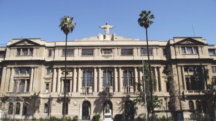   Ranking de las mejores universidades de América Latina: PUC sube y U. Chile cae 