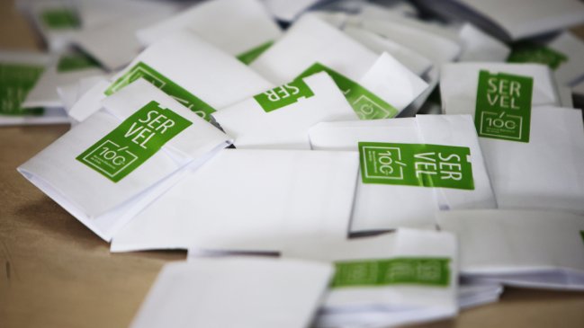 La IA puede mover la aguja: Chatbots influyen en hasta 10 puntos las intenciones de voto