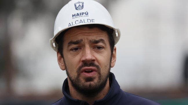 Alcalde Vodanovic fue hospitalizado tras fuerte infección en las amígdalas