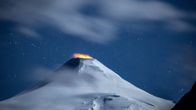 Contraloría: Monitoreo del volcán Villarrica es 