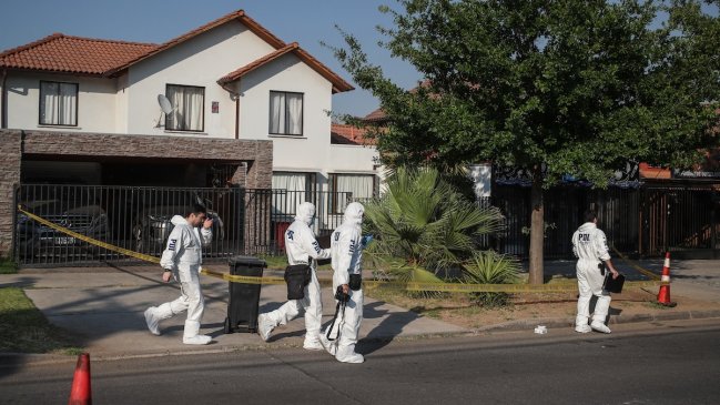 Pudahuel: PDI que repelió robo a su casa quedó en riesgo vital