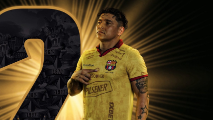   Barcelona de Guayaquil retiró el número de Mario Pineida y anunció homenaje 