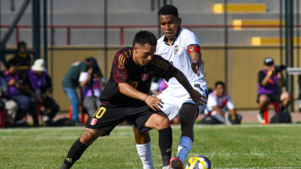  Bolivia cayó agónicamente ante Perú en su último partido del año 