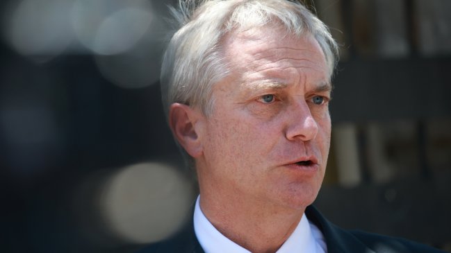 Kast emplaza al Gobierno por 