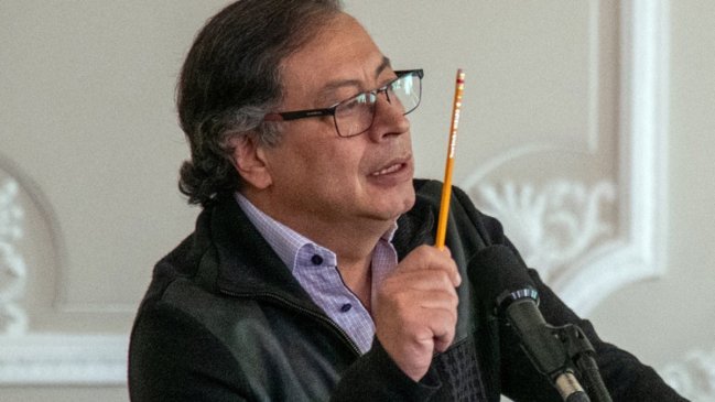 Petro renueva cúpula militar de Colombia con foco en la seguridad electoral de 2026