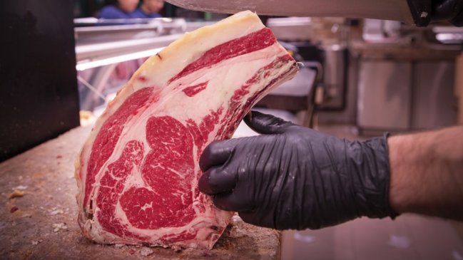 China frena importación de carne de vacuno con cuotas y aranceles adicionales del 55%