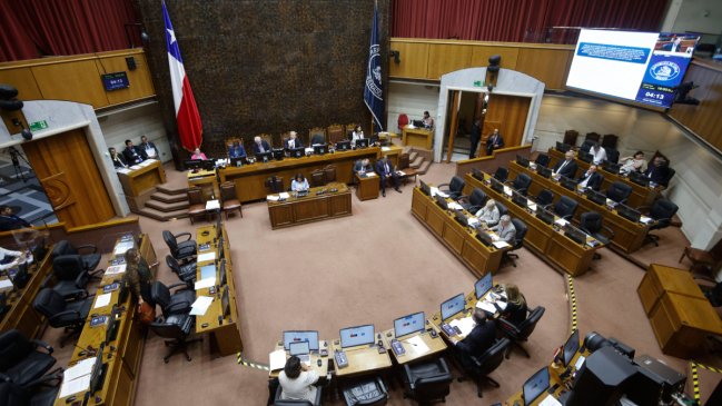 Reajuste público y las polémicas 