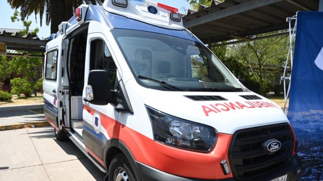 GORE Santiago entregó ambulancias al Psiquiátrico Horwitz y anunció 