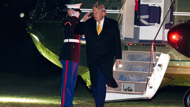 Trump dice que su país podría gobernar Venezuela y extraer su petróleo durante años