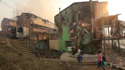   El fuego devastó Lirquén, epicentro de la catástrofe en el Biobío 