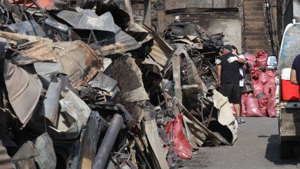   Coaniquem advierte riesgos por cenizas y escombros calientes tras incendios 