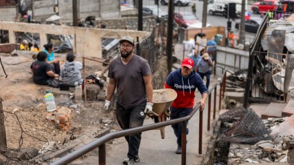 Boric y Kast viajan a las zonas arrasadas por los incendios