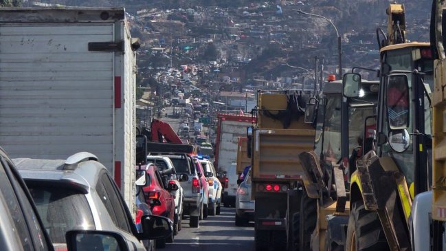 Incendios: Afán solidario y porfía ante las instrucciones colapsan la 