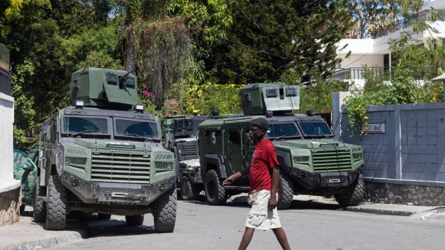 Cierran escuelas en Haití por temor a vacío de poder ante fin del Consejo de Transición