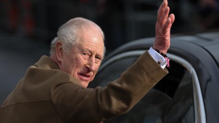   Carlos III, dispuesto a colaborar con la policía en investigación sobre su hermano Andrés 