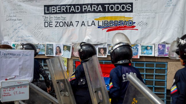 ONG asegura que aún quedan más de 600 presos políticos en Venezuela tras excarcelaciones