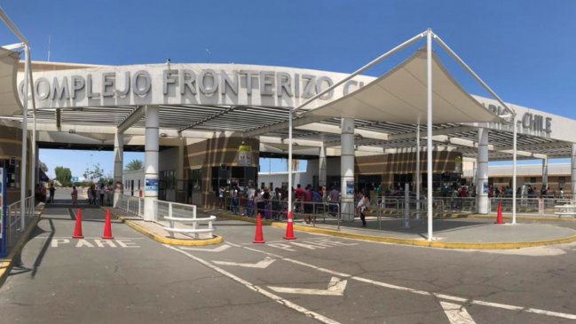 Caos en la frontera: control biométrico en Tacna provoca esperas de hasta cuatro horas y desmayos