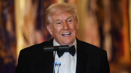 Trump amenaza con subir aranceles a países que decidan 