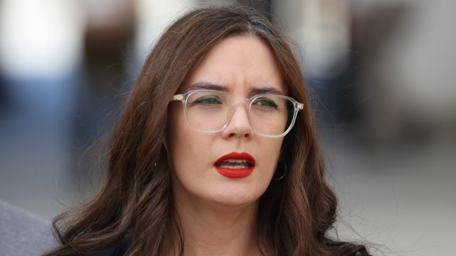 Cable chino: Vallejo exigió a la oposición un 