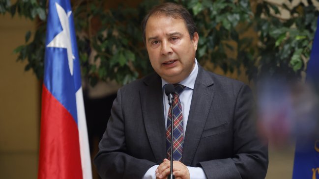 Diputado Sauerbaum acusa al Gobierno de ocultar información sobre cable submarino