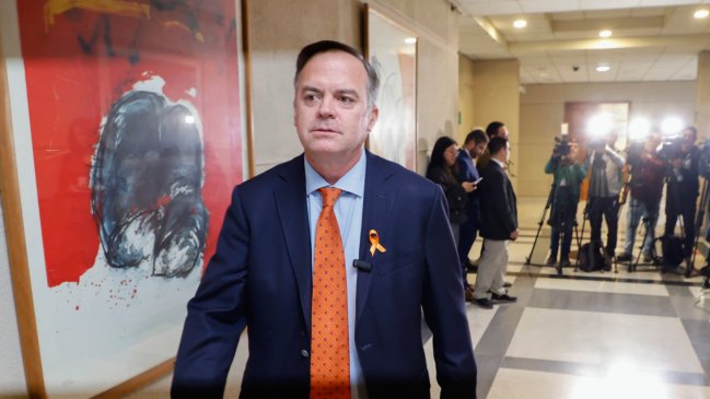 Senador Matías Walker: Terminamos con esta anomalía que los representantes sean dueños de los clubes