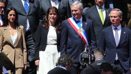   Académico: La derecha en la testera de ambas cámaras 