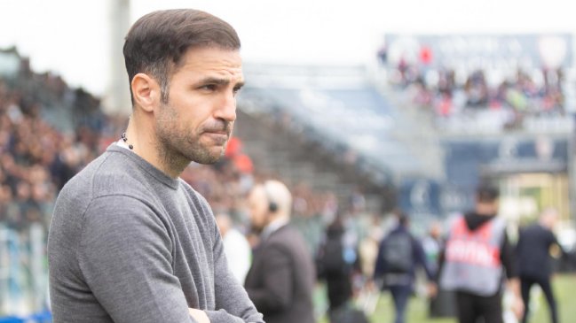 Cesc Fabregas ganó el Premio Bearzot a mejor entrenador del año en Italia