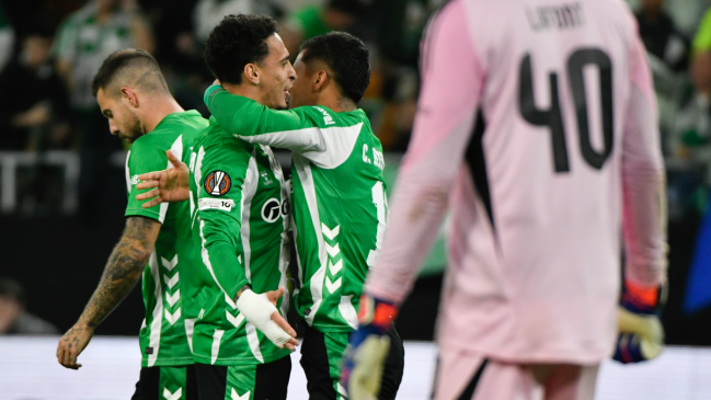 [VIDEOS] Cucho Hernández y Antony liquidaron goleada de Betis para remontar en Europa League