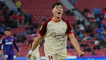   [VIDEOS] Chamorro le asestó dos golpes a la U para adelantar a La Serena 