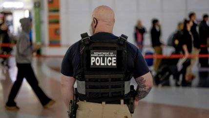 EE.UU. enviará al ICE a los aeropuertos para ayudar en controles de seguridad