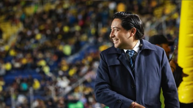 Periodista deportivo mexicano estuvo detenido una semana en Sudáfrica y está con arraigo