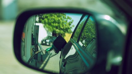 Alza de combustibles: Alcaldes pidieron al Gobierno una agenda social urgente