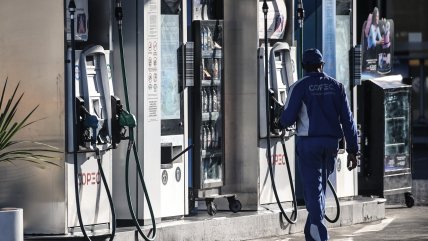  Economista: Había mecanismos para hacer más suave el alza de combustibles  