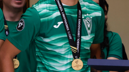   Santiago Wanderers rompió el silencio y negó acusación de cobro al equipo sub 20 por indumentaria 