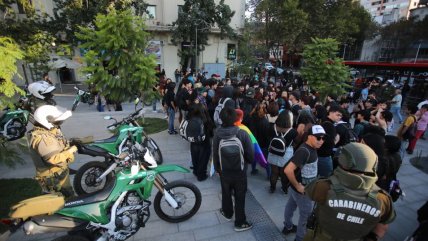Manifestación contra el Gobierno causó desvíos en el centro de Santiago