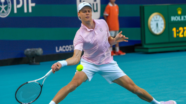Sinner batió a Zverev y se metió en la final del Masters 1.000 de Miami