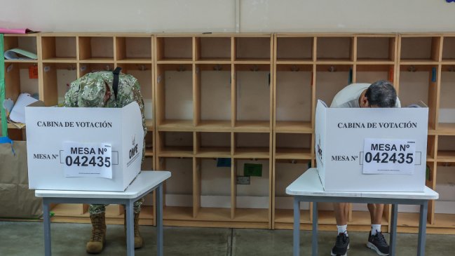 Ente electoral de Perú denunciará a empresa de transporte que retrasó entrega de material