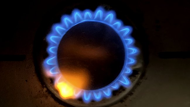 Municipalidades vuelven a reclamar al Gobierno recursos para entregar vales de gas