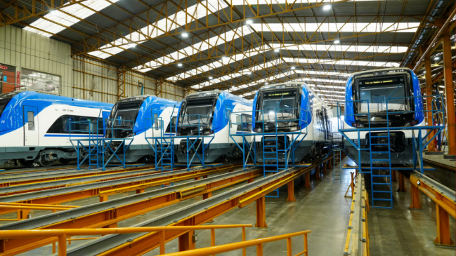 Trenes eléctricos chinos llegan al Biobío: EFE presentó la nueva flota del Biotrén