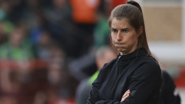Marie-Louise Eta lamentó una derrota en su histórico debut como entrenadora de Unión Berlín
