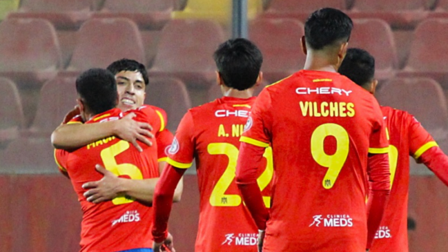 Ascenso: Unión Española doblegó a Deportes Santa Cruz y se acercó a puestos de liguilla