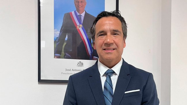 Renato Münster rompe el silencio tras su renuncia como seremi: 