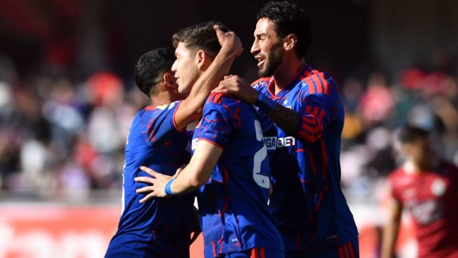 [VIDEO] Lucero anotó un golazo de larga distancia ante La Serena