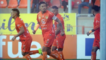   Cobreloa derribó a Antofagasta en el clásico y asumió el primer lugar del Ascenso 